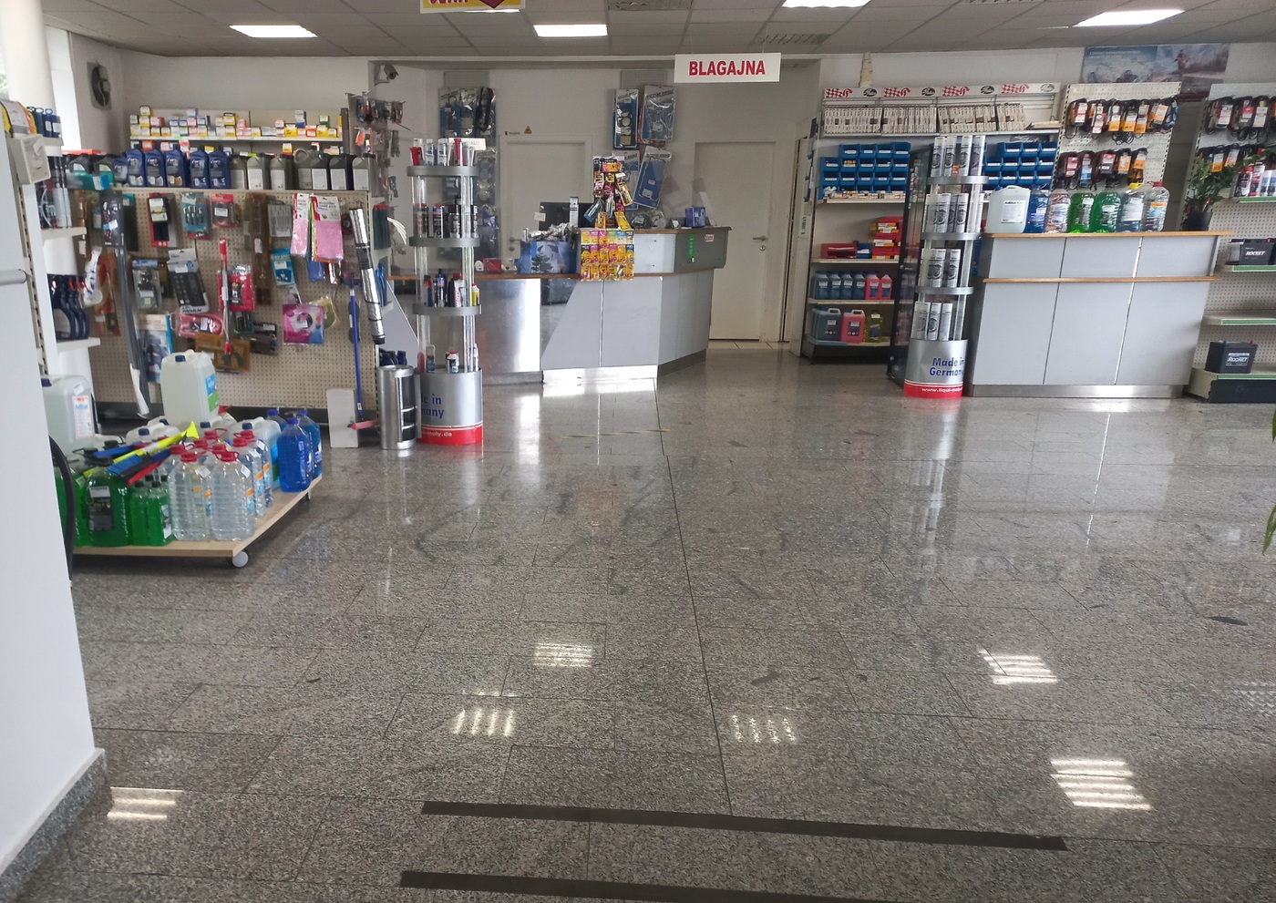 Rezervni deli 6